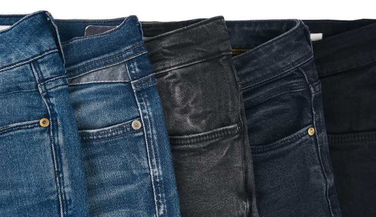 Jeans di vario colore