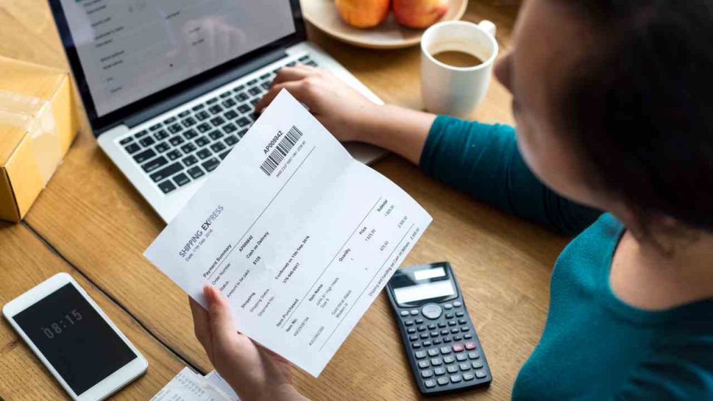UFFICIALE BONUS BOLLETTE 2025 | importi e requisiti appena aggiornati; controlla se rientri subito